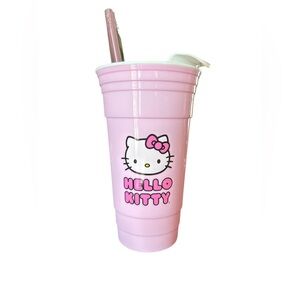 NEW Silver Buffalo Hello Kitty Logo Plastic 32oz Tumbler with Lid and Straw